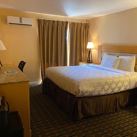 The Lemon Tree Hotel Anaheim Exterior photo