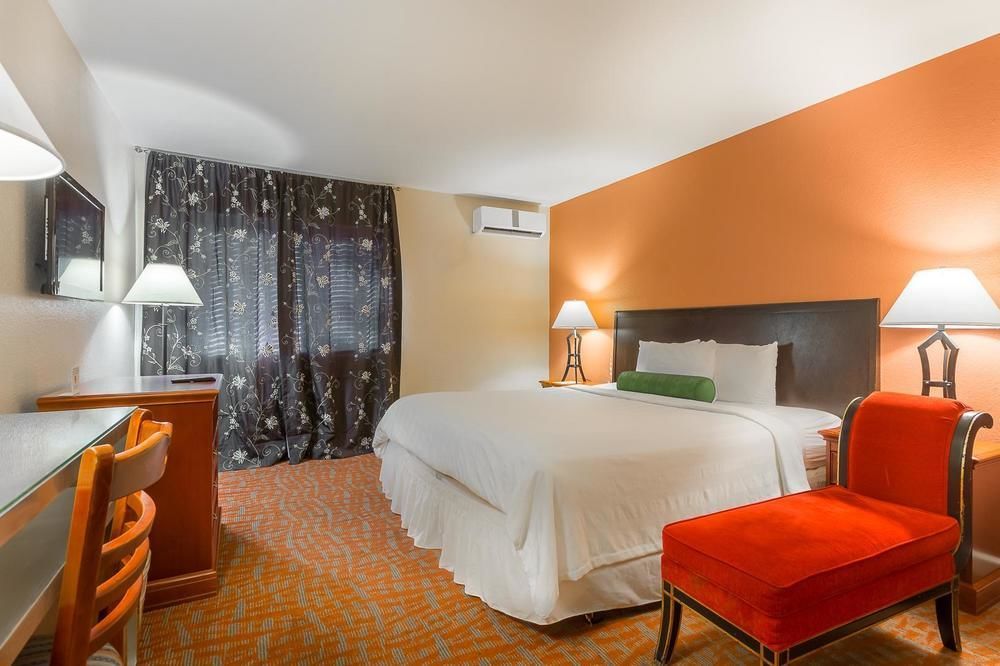 The Lemon Tree Hotel Anaheim Exterior photo