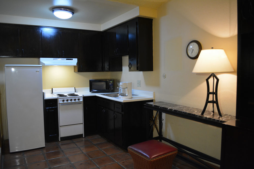 The Lemon Tree Hotel Anaheim Exterior photo